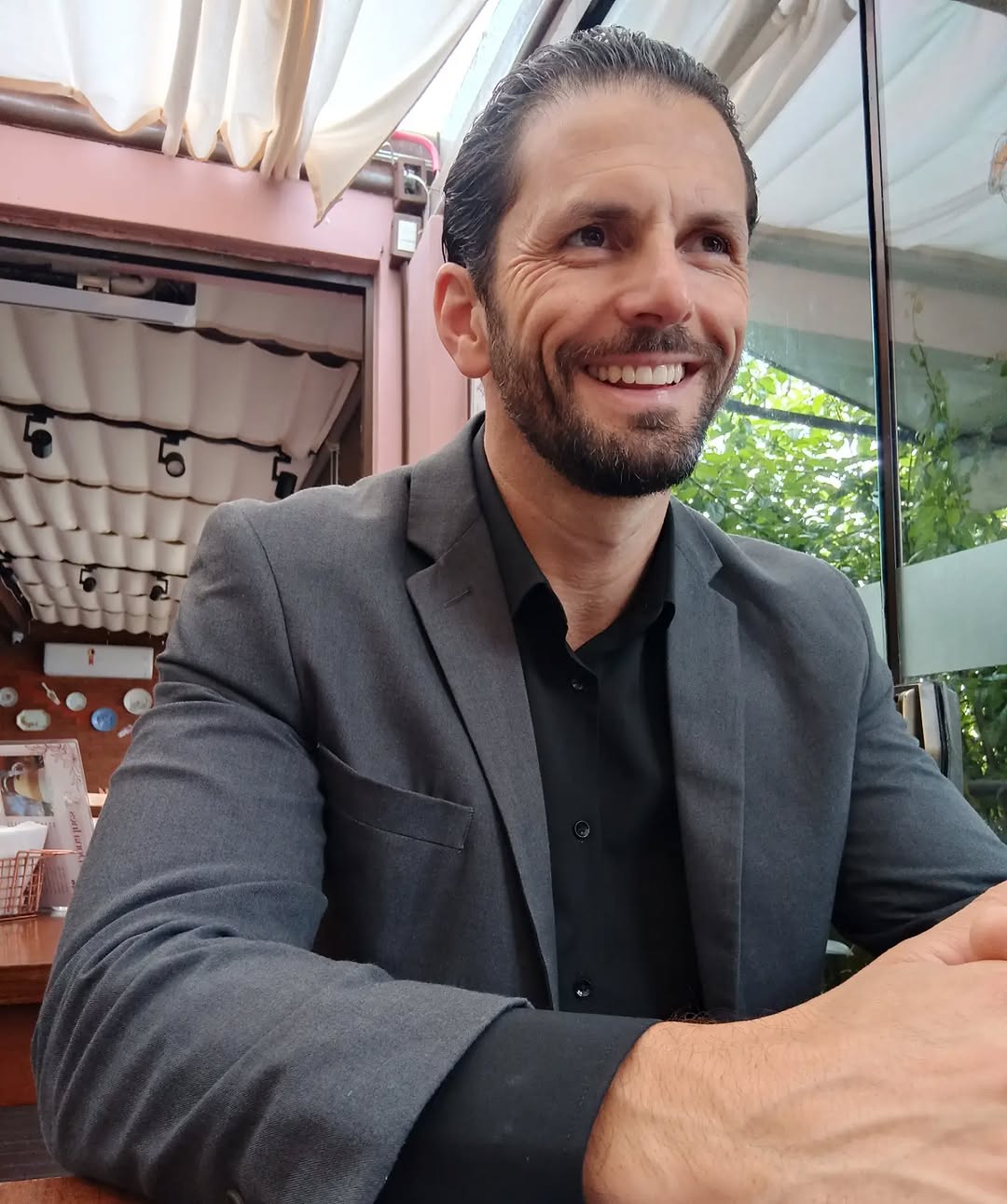 Proteger o que importa começa com uma boa conversa. — publicação de Cristiano Lopes